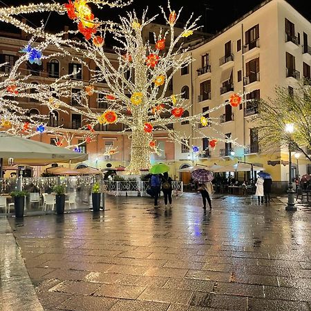 شقة La Finestra Sul Duomo, Amalfi Coast Vietri المظهر الخارجي الصورة