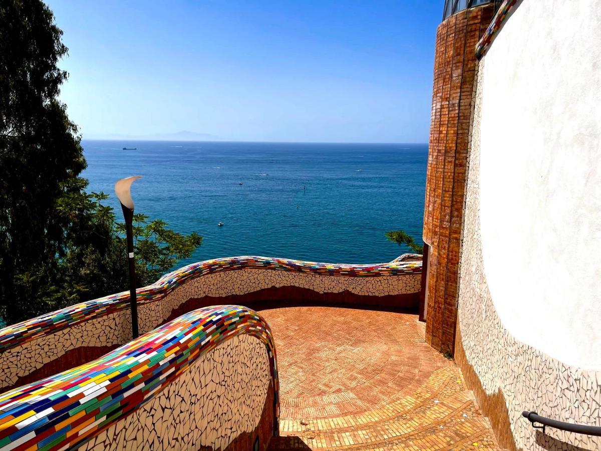شقة La Finestra Sul Duomo, Amalfi Coast Vietri المظهر الخارجي الصورة